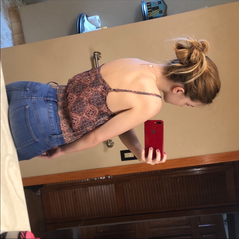 Top - Picture 2 of 4